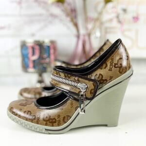 BCBGirl NWOT Enrica Wedge Heels Size 7.5